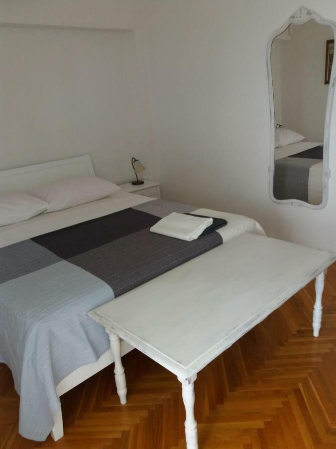 Apartments Villa Karme Brela Buitenkant foto